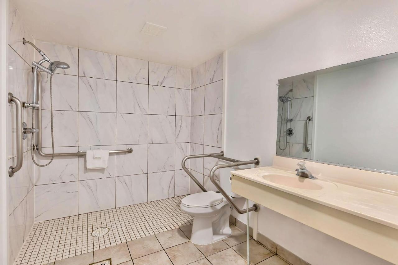 Motel 6-Falls Church, Va - Arlington Boulevard Kültér fotó